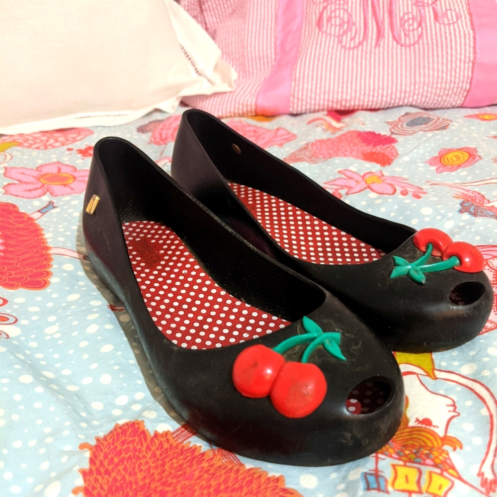 Mini Melissa Cherries